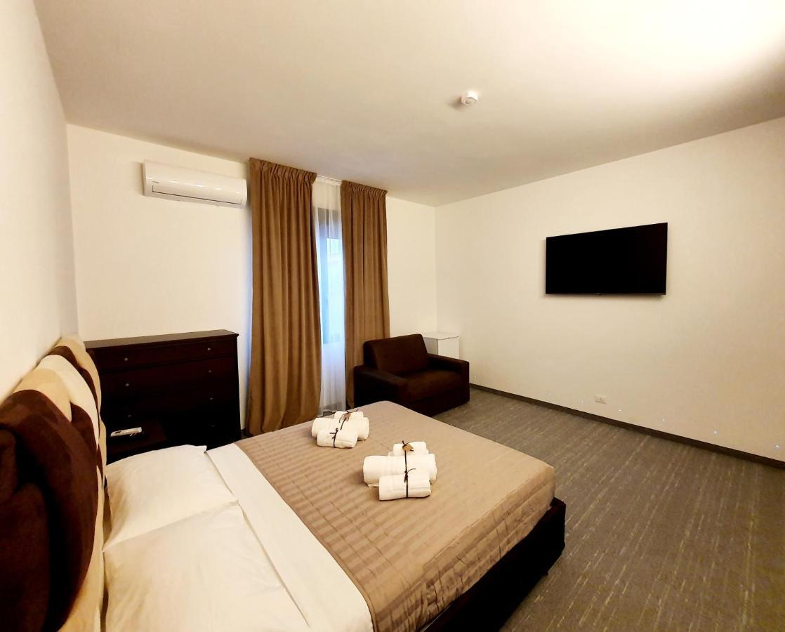 Camere Fiera Verona - Casanostra Zewnętrze zdjęcie